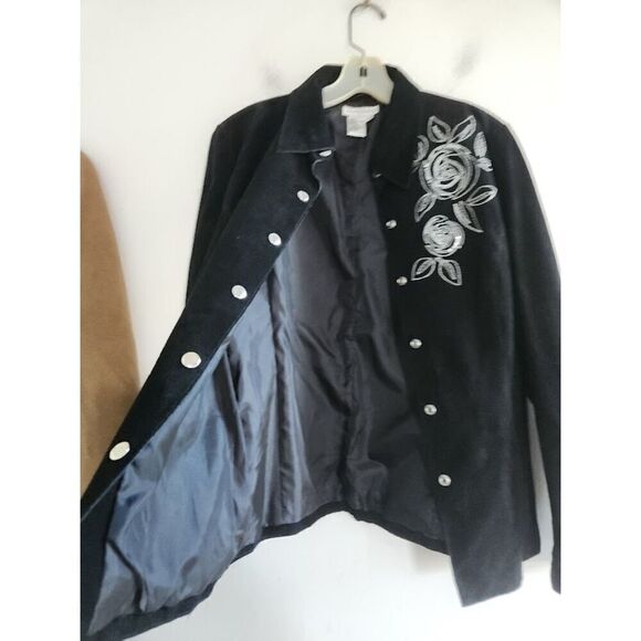 Rita Closet Women Black w/Silver Floral Embroideredy 100% Suede Jacket sz Large - Picture 7 of 10